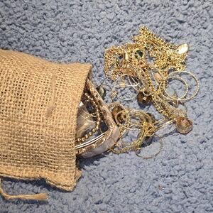 Elegant Gold and Silver Jewelry Set